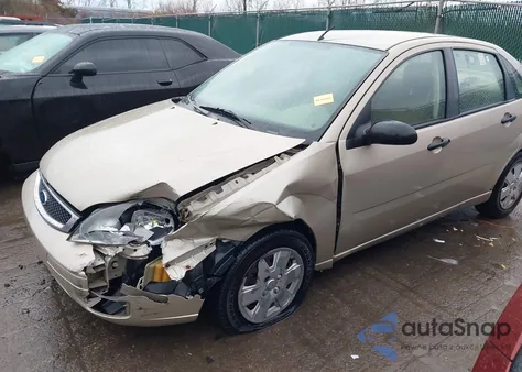 2007 Ford Focus S/Se/Ses из США, поврежденный, VIN 1FAFP34N07W279007